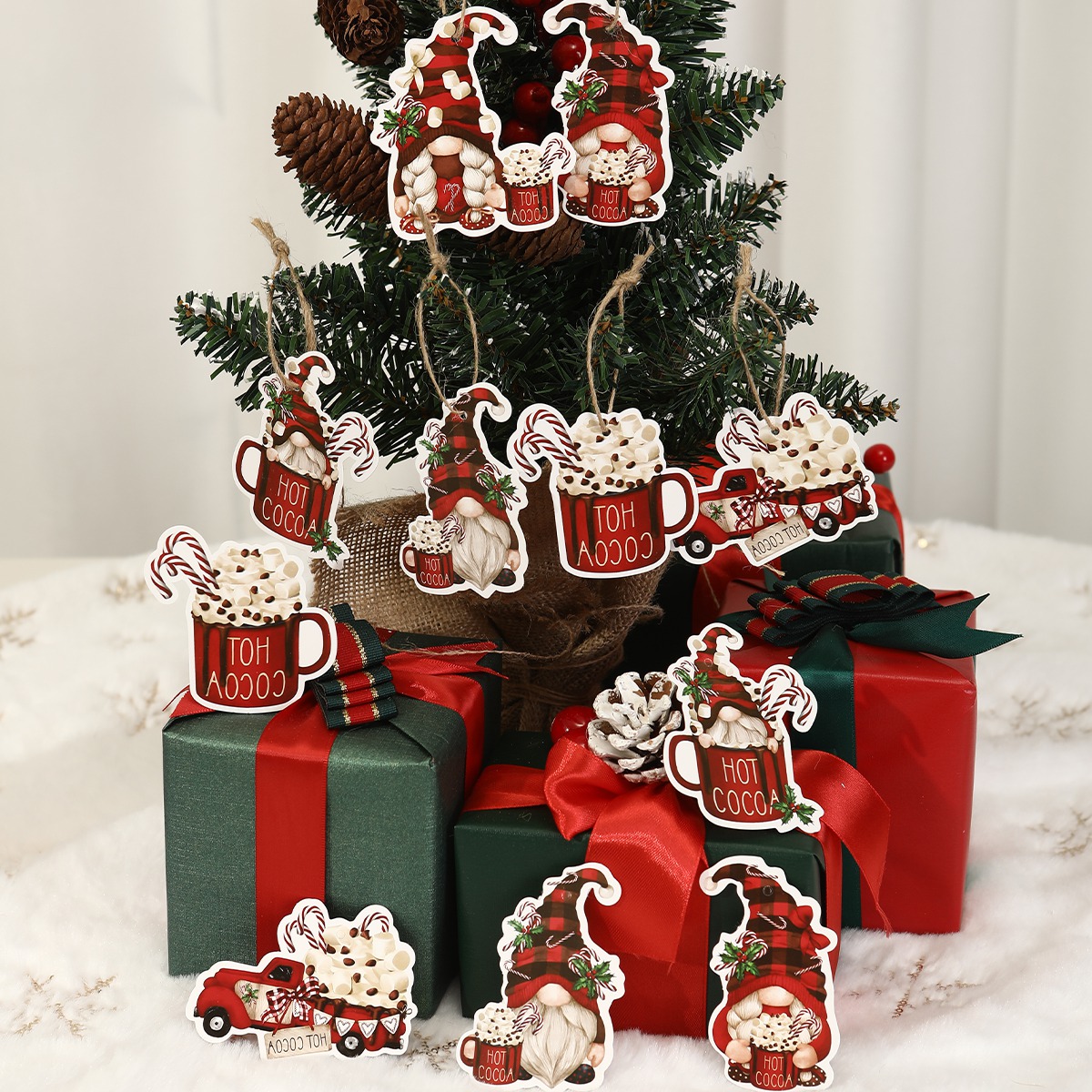 12 adet noel Santa Gnomes kağı - Home Bargains incelemesi ve fiyatı